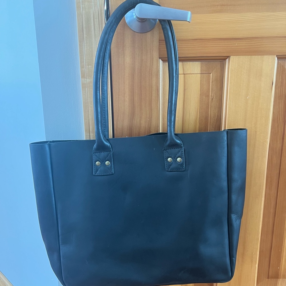Parker Clay Merkato Signature Tote